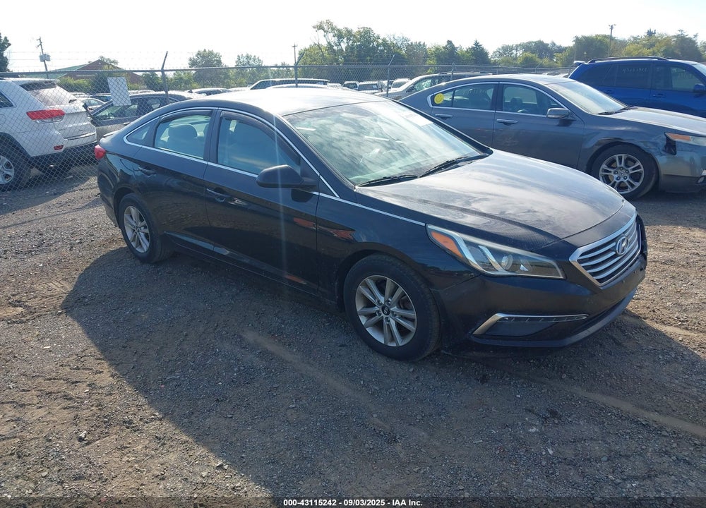 2015 HYUNDAI SONATA SE VIN: 5NPE24AF3FH005568