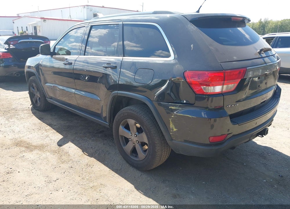 2013 JEEP GRAND CHEROKEE VIN: 1C4RJFATXDC589868