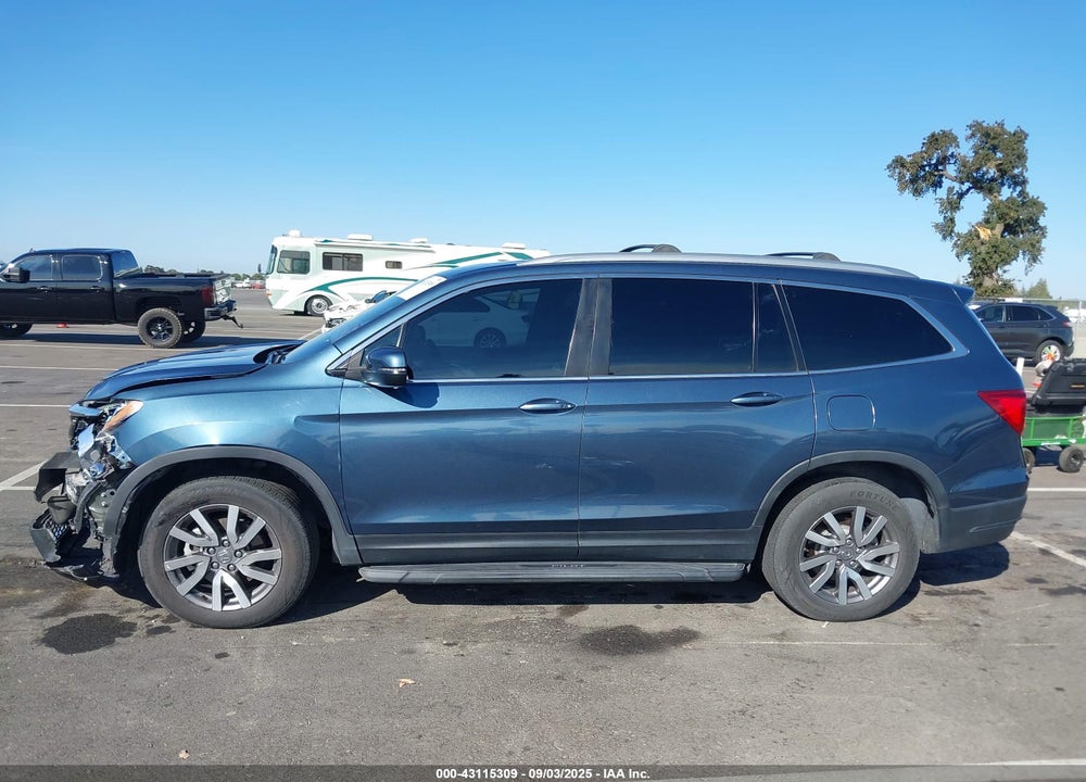 2019 HONDA PILOT VIN: 5FNYF6H56KB044125