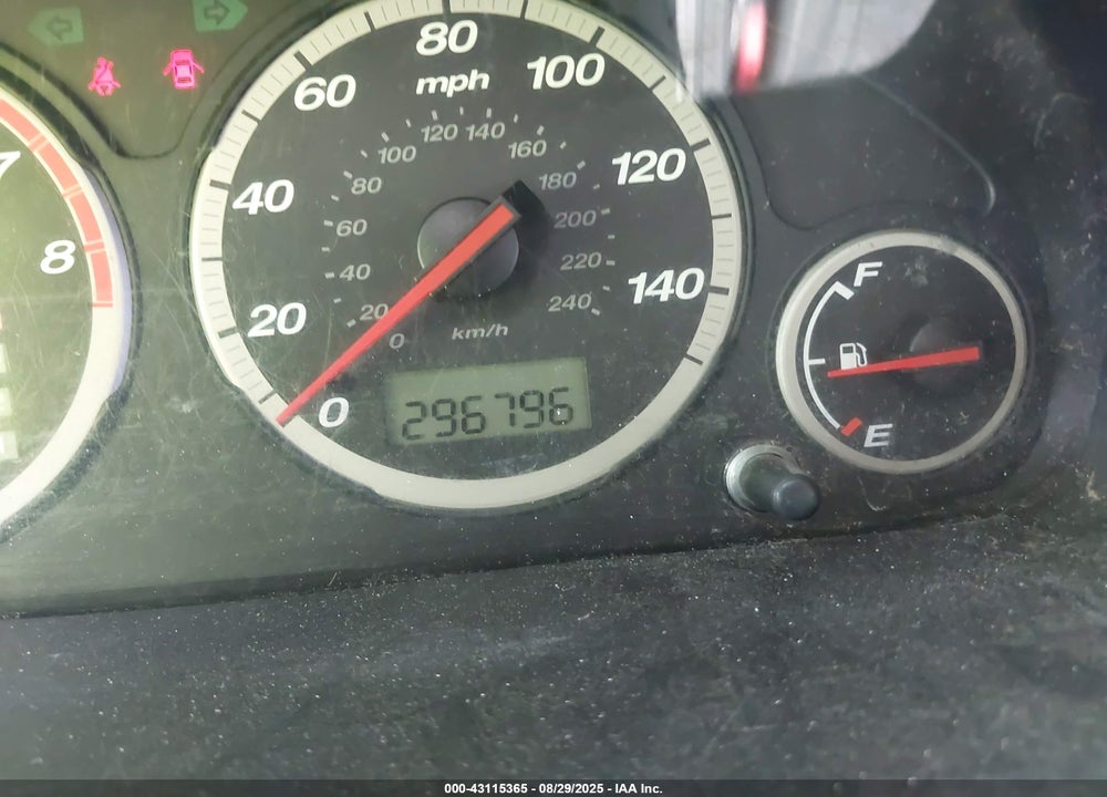 2006 HONDA CR-V LX VIN: JHLRD78576C038226