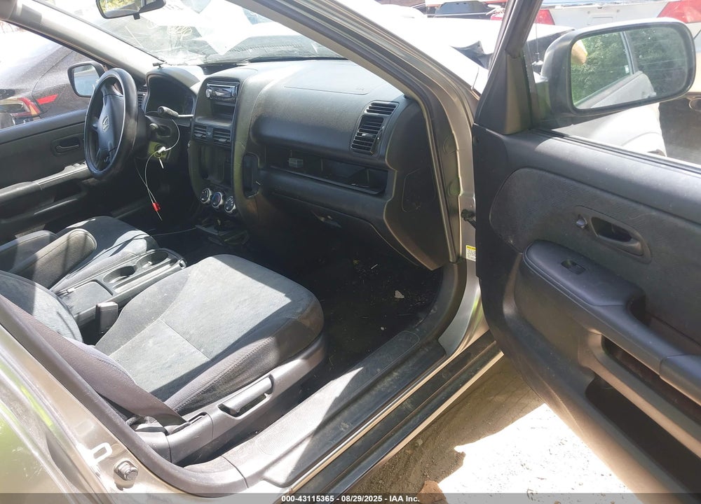2006 HONDA CR-V LX VIN: JHLRD78576C038226
