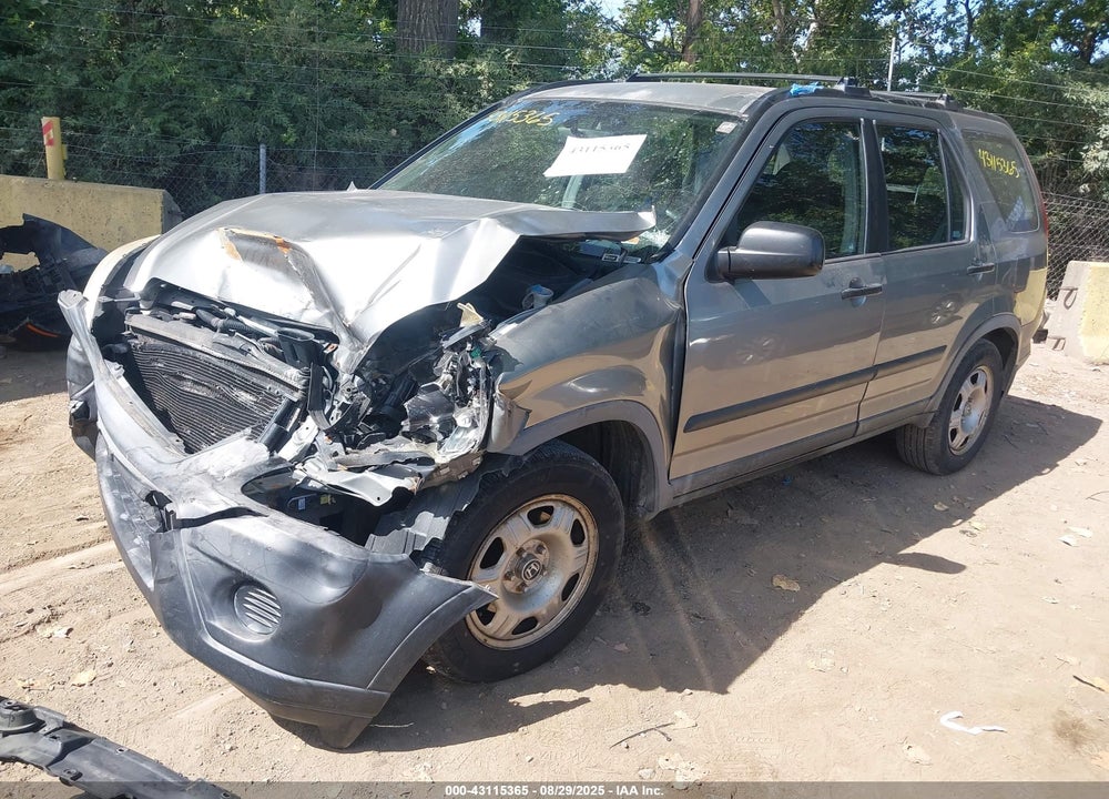 2006 HONDA CR-V LX VIN: JHLRD78576C038226