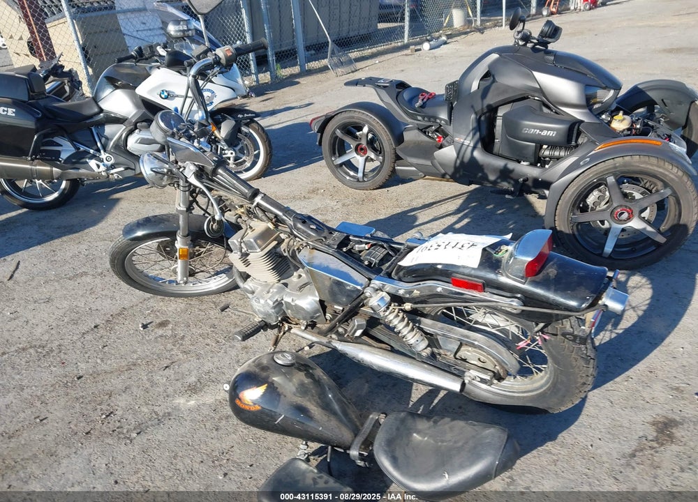 1987 HONDA CMX250 C VIN: JH2MC1310HK201679