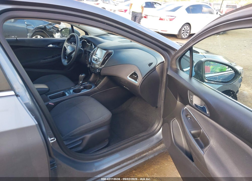 2018 CHEVROLET CRUZE VIN: 1G1BE5SM0J7189399