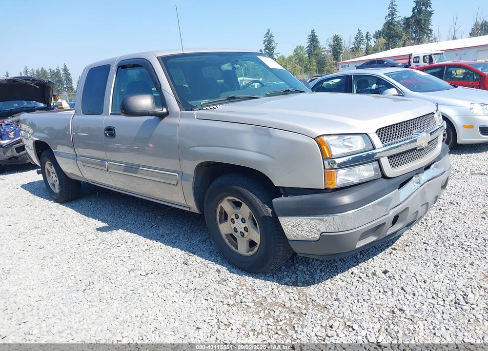 2005 CHEVROLET SILVERADO 1500 LS VIN: 2GCEC19T551171127
