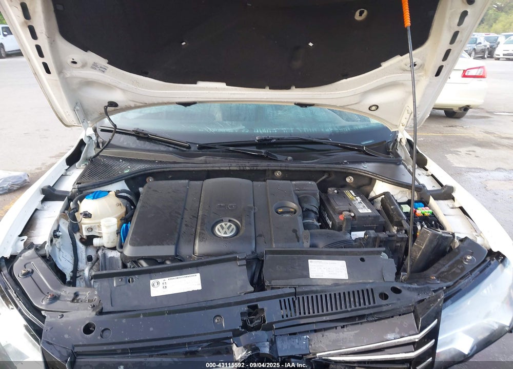 2012 VOLKSWAGEN PASSAT 2.5L SE VIN: 1VWBH7A38CC046047