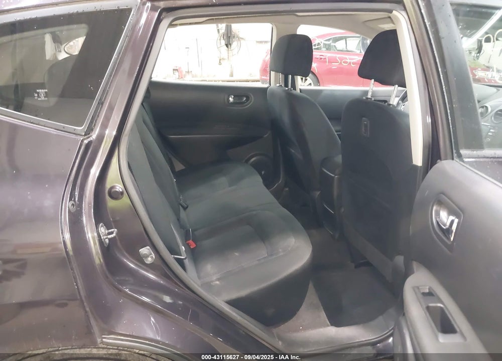 2015 NISSAN ROGUE VIN: JN8AS5MV2FW751144