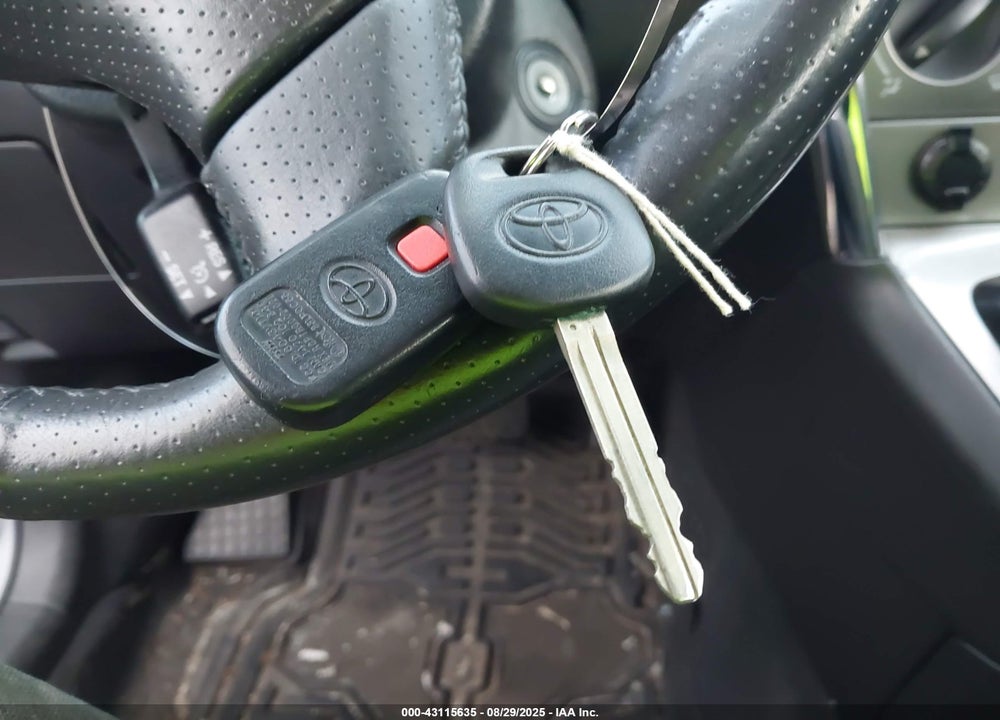 2007 TOYOTA MATRIX/XR VIN: 2T1KR30E47C655399