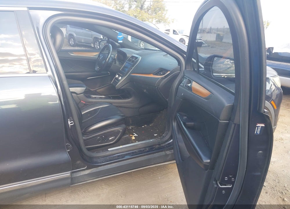 2015 LINCOLN MKC VIN: 5LMCJ1A90FUJ35745