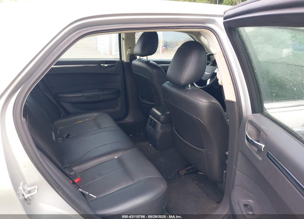 2008 CHRYSLER 300 TOURING VIN: 2C3KA53G88H320089