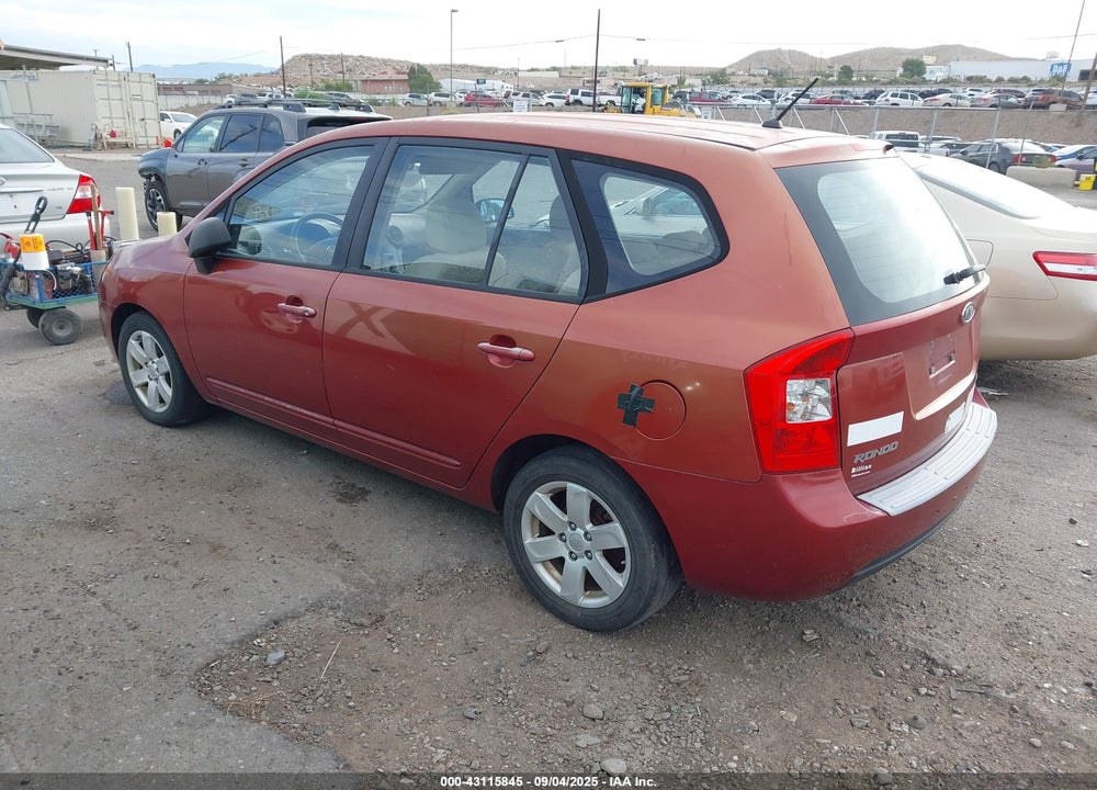 2008 KIA RONDO VIN: KNAFG525887201706