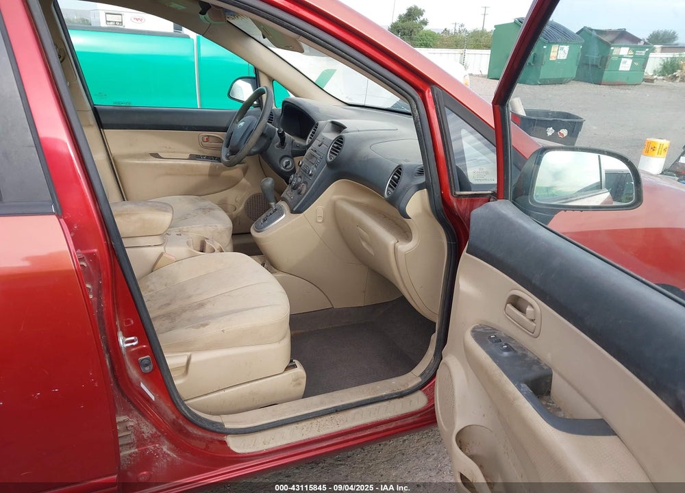 2008 KIA RONDO VIN: KNAFG525887201706