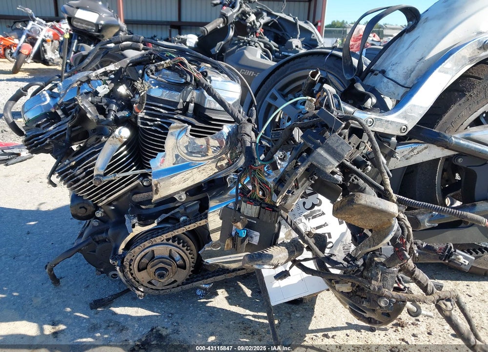 2018 HARLEY-DAVIDSON FXLR LOW RIDER VIN: 1HD1YNJ13JC028889