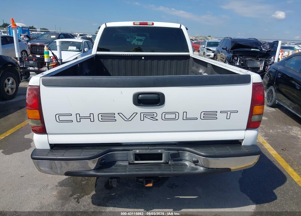 2002 CHEVROLET SILVERADO 2500HD VIN: 1GCHC29U32E252262