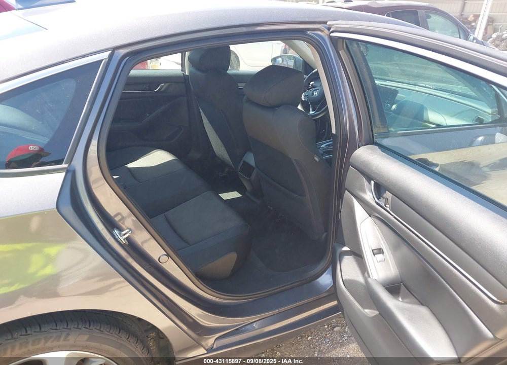 2018 HONDA ACCORD VIN: 1HGCV1F11JA090969