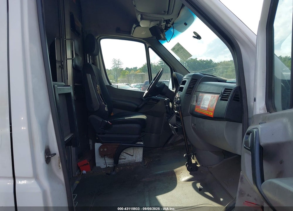 2014 MERCEDES-BENZ SPRINTER 2500 HIGH ROOF VIN: WD3PE8DE6E5896247