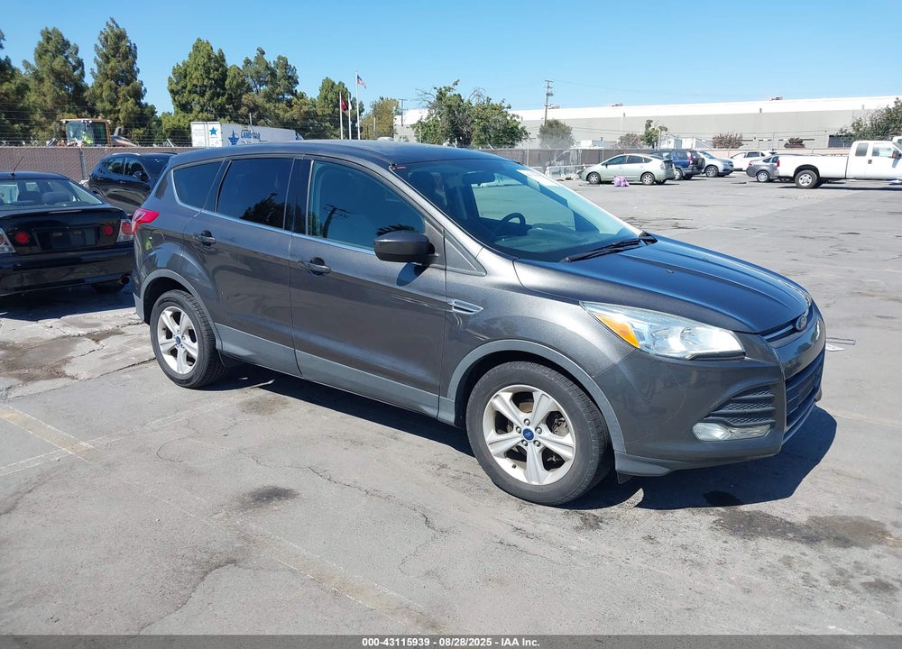 2015 FORD ESCAPE SE VIN: 1FMCU0G98FUB64454