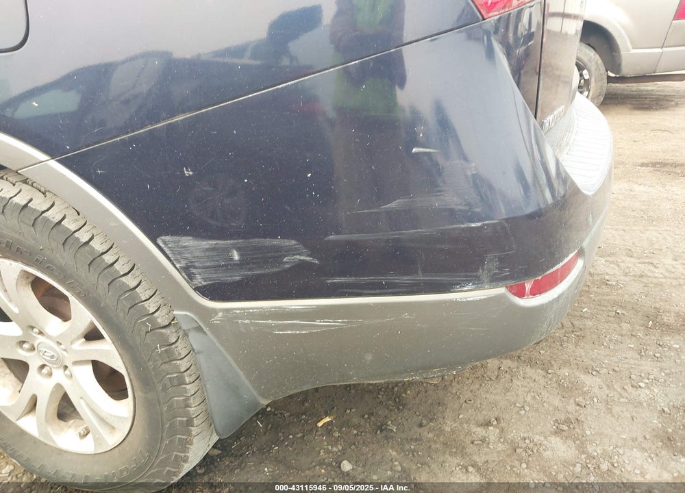 2010 HYUNDAI VERACRUZ VIN: KM8NUDCC8AU103681