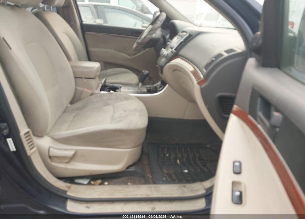 2010 HYUNDAI VERACRUZ VIN: KM8NUDCC8AU103681