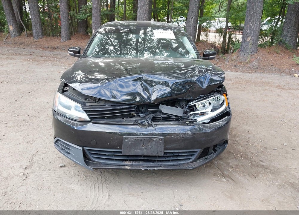2014 VOLKSWAGEN JETTA VIN: 3VW3L7AJXEM415137