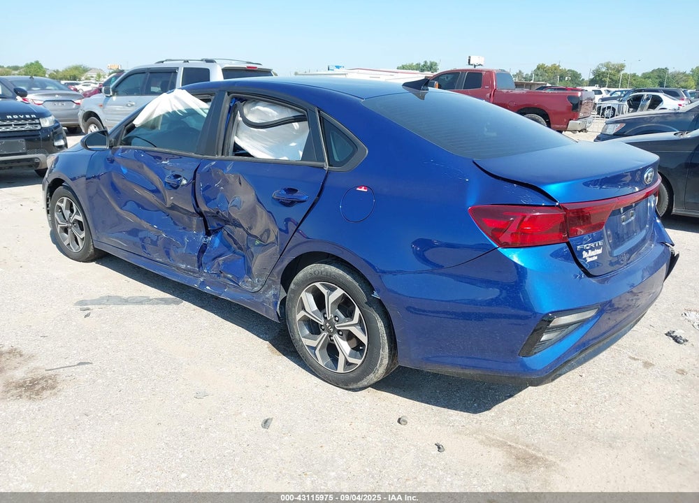 2021 KIA FORTE LXS VIN: 3KPF24AD1ME306330