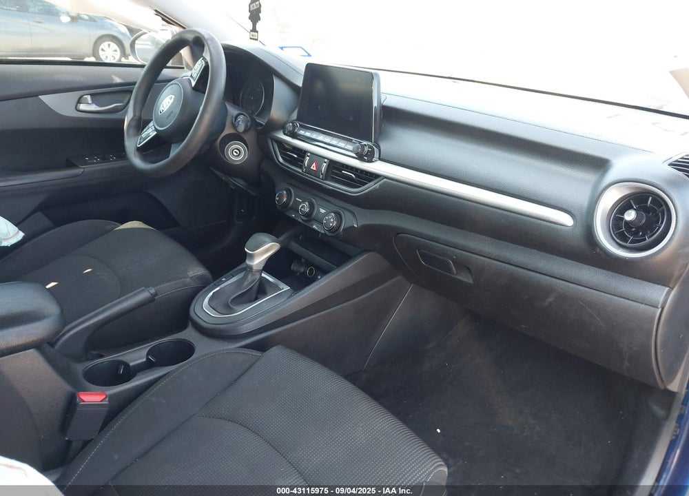 2021 KIA FORTE LXS VIN: 3KPF24AD1ME306330