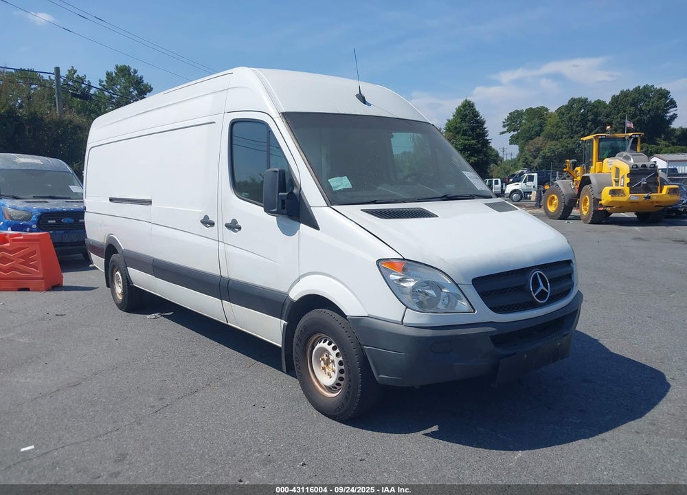 2011 MERCEDES-BENZ SPRINTER 2500 HIGH ROOF VIN: WD3PE8CB5B5562245