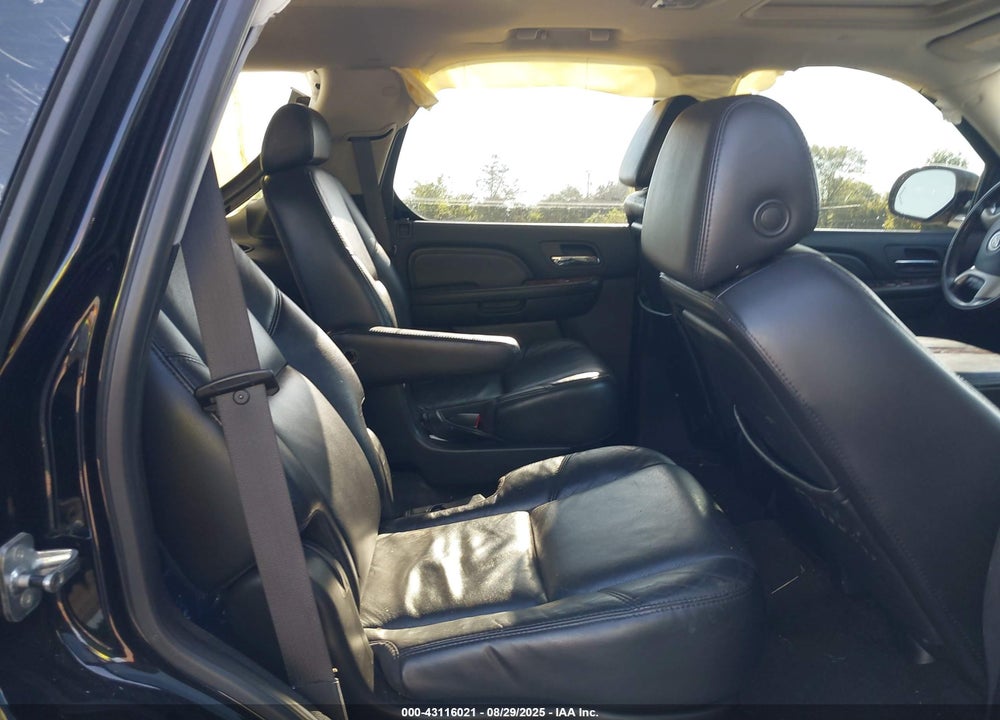 2007 CADILLAC ESCALADE VIN: 1GYEC63837R387452