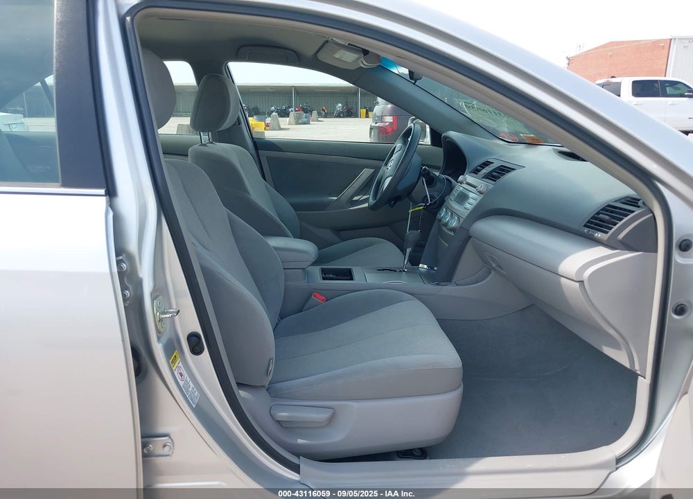 2009 TOYOTA CAMRY LE VIN: 4T4BE46K39R095297