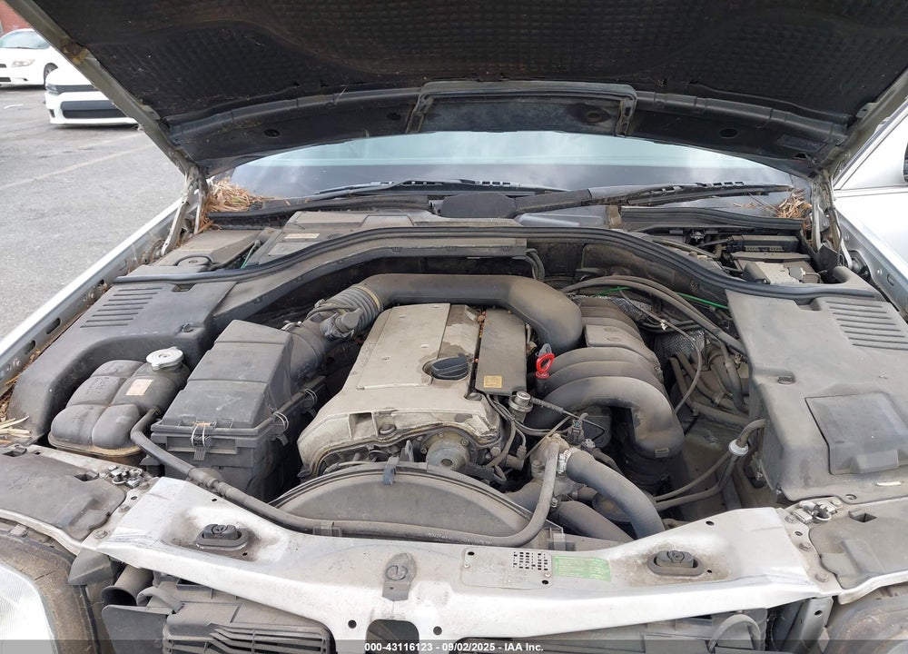 1995 MERCEDES-BENZ S 320W VIN: WDBGA32E0SA263638
