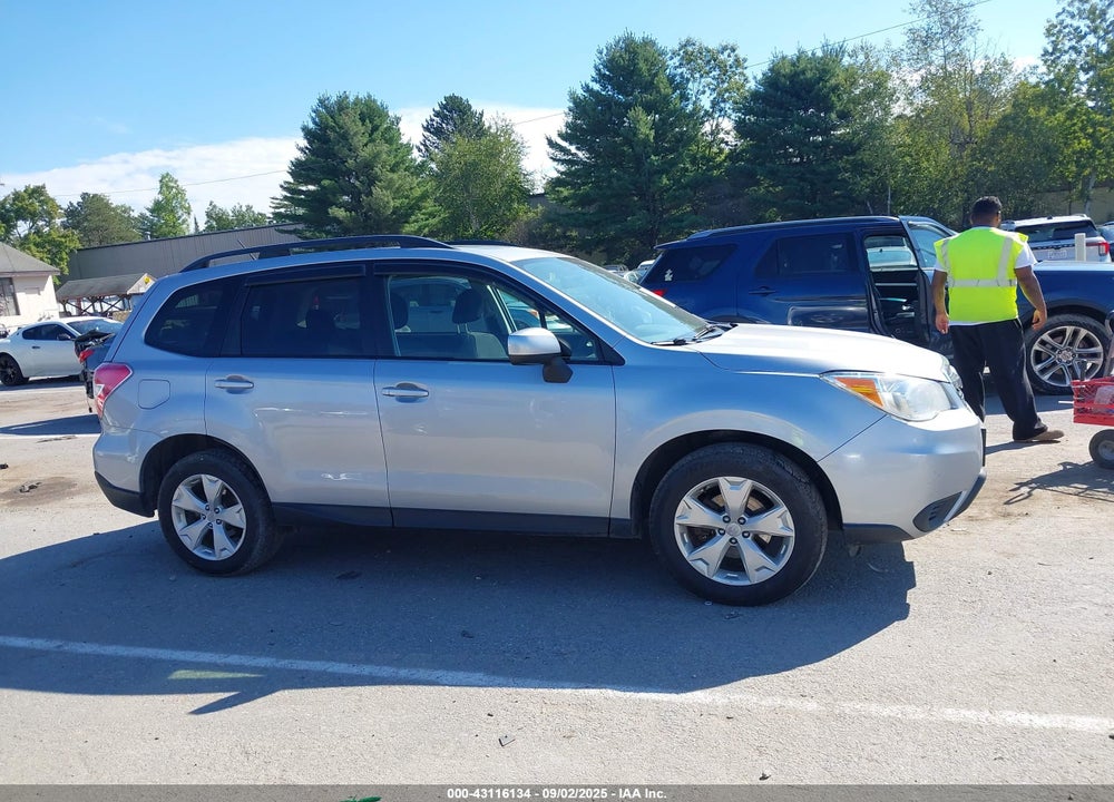 2015 SUBARU FORESTER VIN: JF2SJADC8FG567641