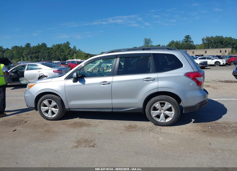 2015 SUBARU FORESTER VIN: JF2SJADC8FG567641