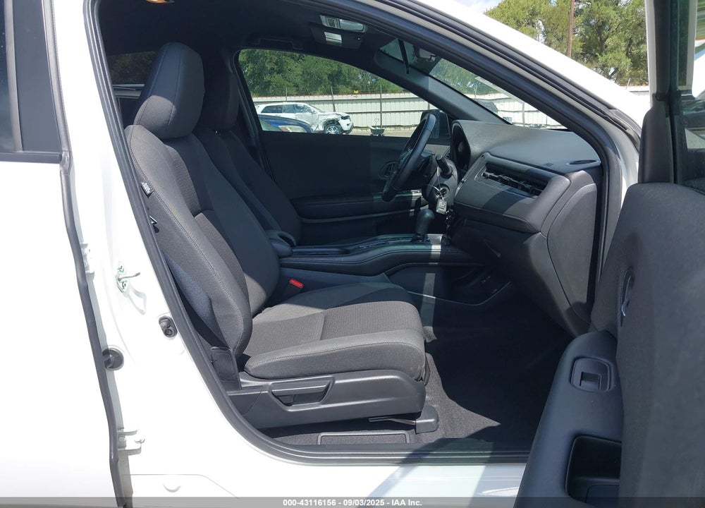 2022 HONDA HR-V VIN: 3CZRU6H18NM747405