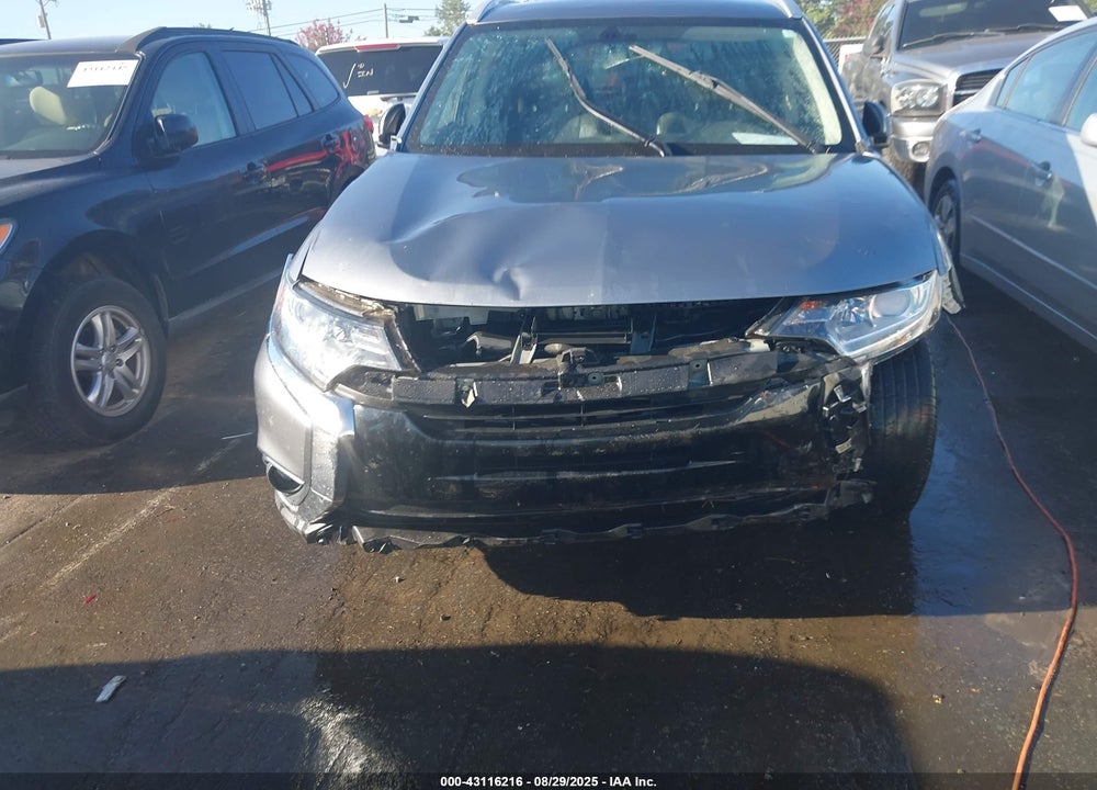 2017 MITSUBISHI OUTLANDER VIN: JA4AD3A38HZ015978