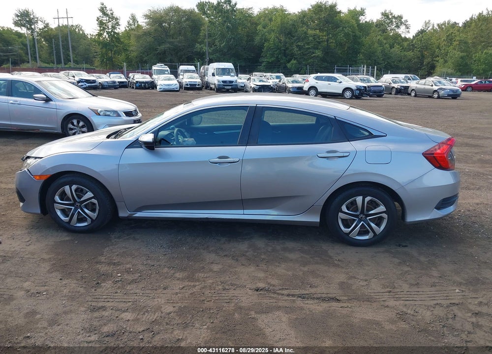2018 HONDA CIVIC VIN: 2HGFC2F56JH500517