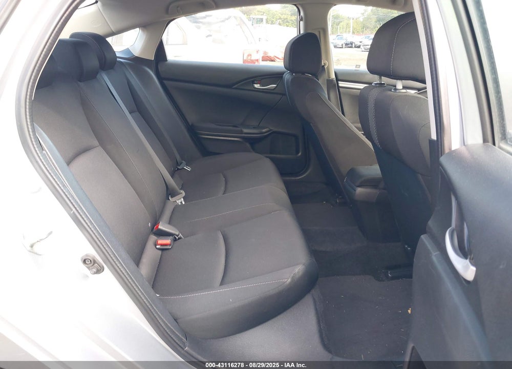 2018 HONDA CIVIC VIN: 2HGFC2F56JH500517