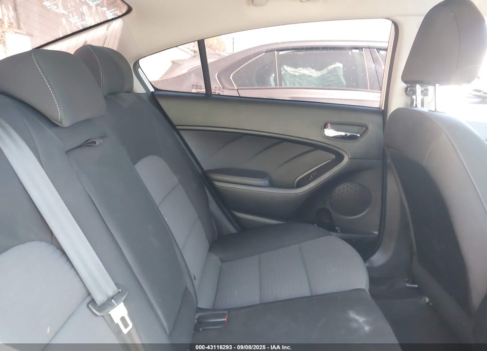 2015 KIA FORTE VIN: KNAFX4A63F5366608