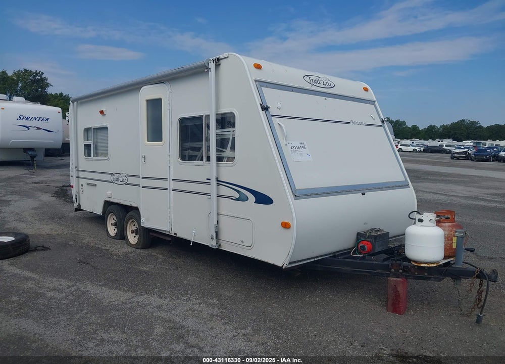 2000 TRAIL LITE BANTAM M521 VIN: 4WY200J24Y1012995