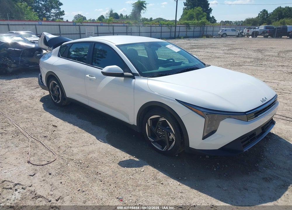 2025 KIA K4 EX VIN: 3KPFU4DE9SE123138