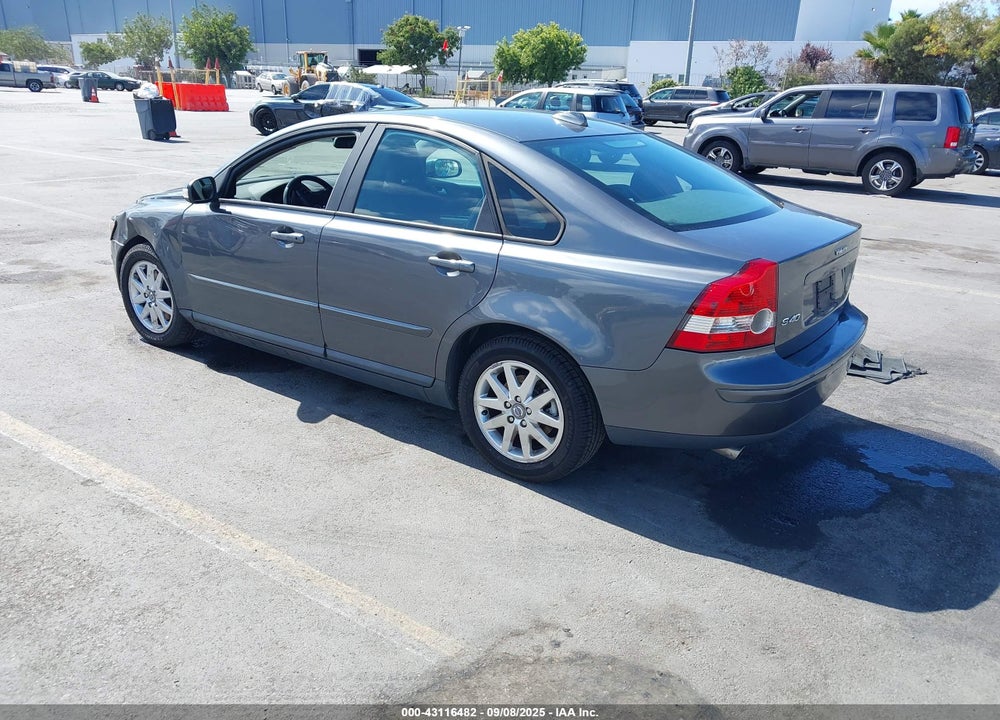 2007 VOLVO S40 T5 VIN: YV1MS682772307565