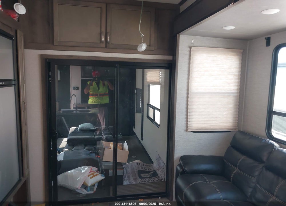 2018 VOLTAGE TRITON 3561 VIN: 4YDF35623JZ990997