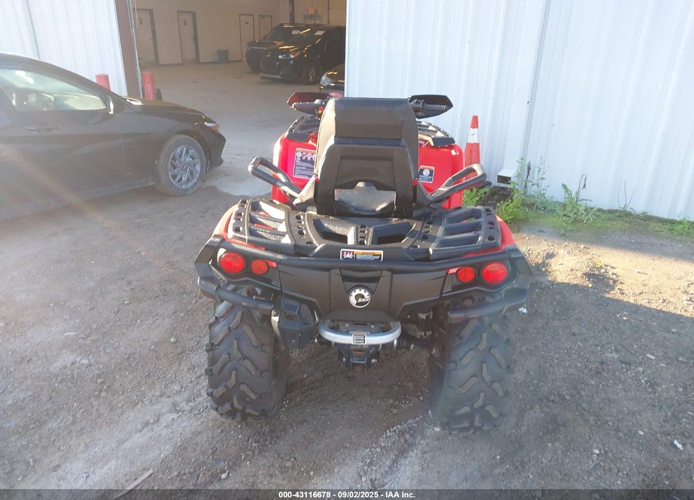 2013 CAN-AM OUTLANDER MAX 650 XT VIN: 3JBLPHJ19DJ000388