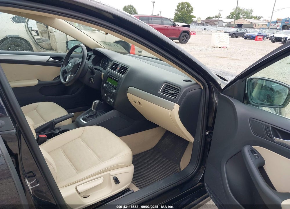 2013 VOLKSWAGEN JETTA VIN: 3VWDP7AJ6DM431438