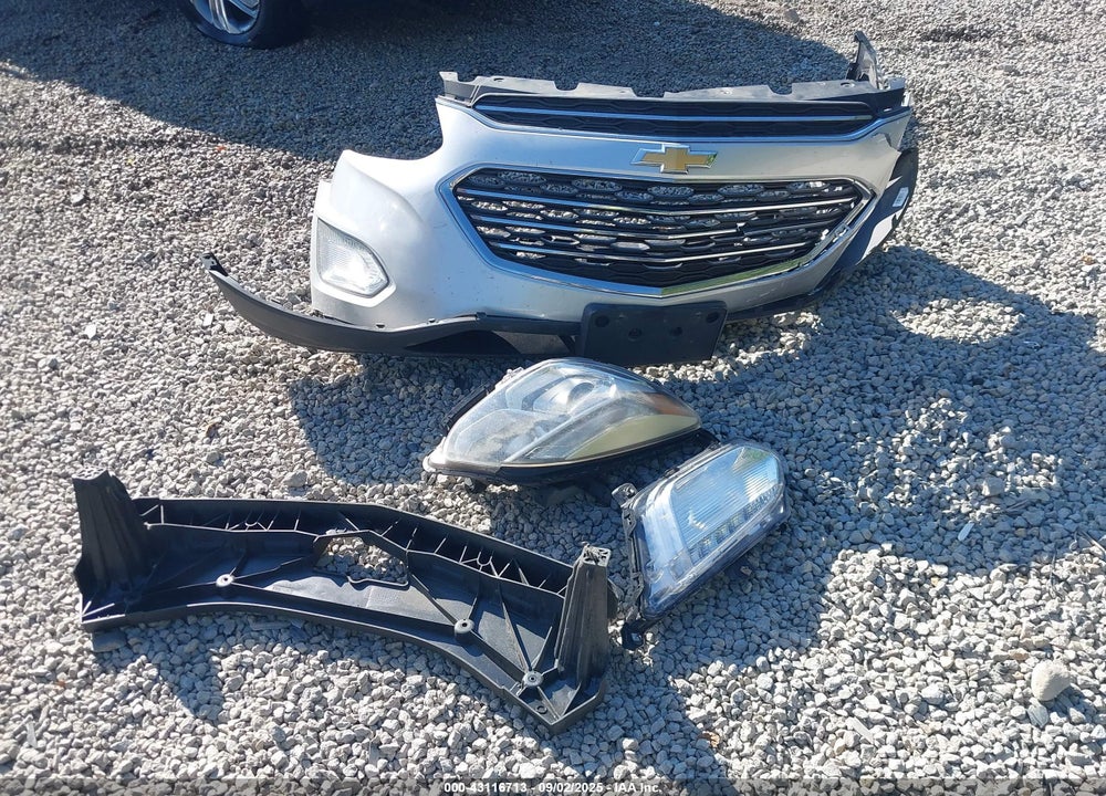 2017 CHEVROLET EQUINOX VIN: 2GNALCEK1H6352375