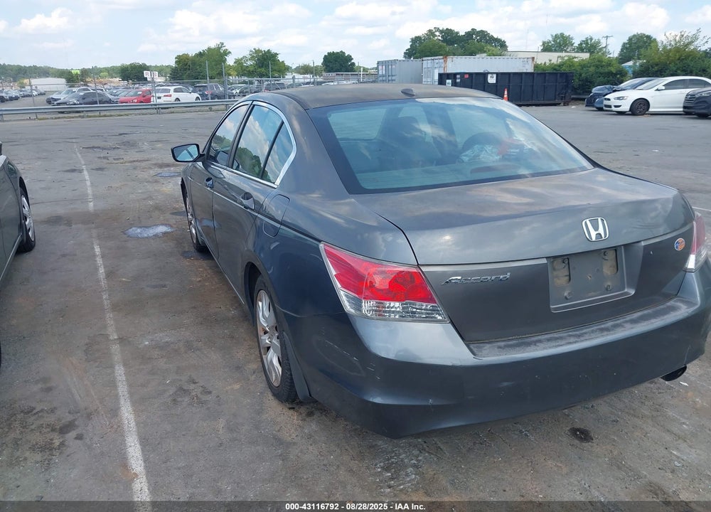 2008 HONDA ACCORD VIN: 1HGCP26808A133155