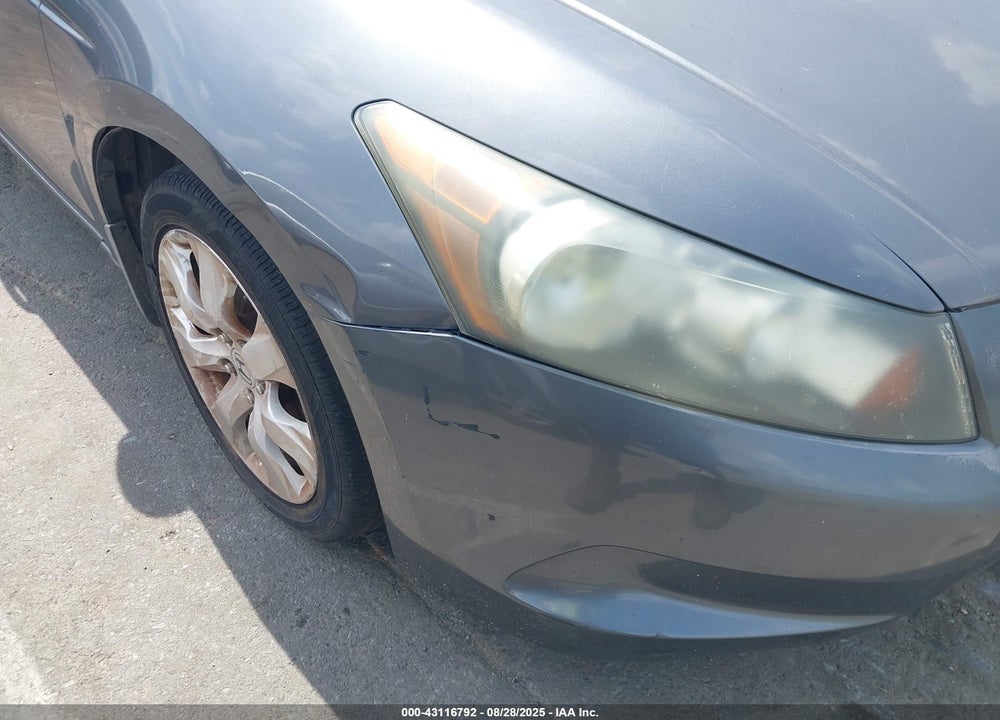 2008 HONDA ACCORD VIN: 1HGCP26808A133155