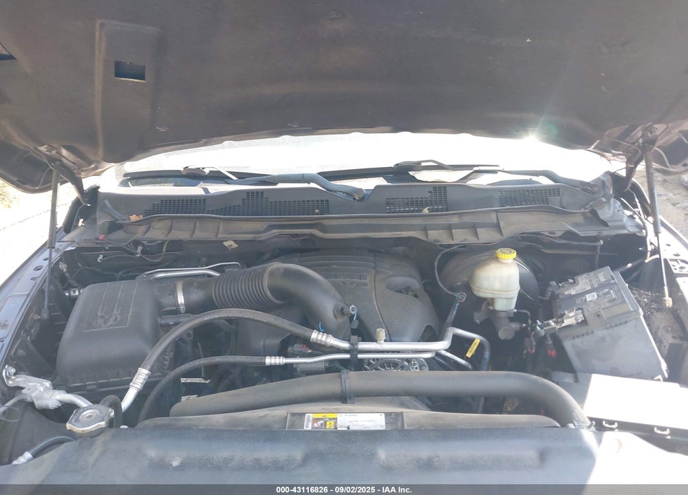2016 RAM 1500 VIN: 1C6RR6GT1GS240177