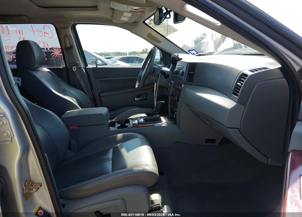 2005 JEEP GRAND CHEROKEE LIMITED VIN: 1J8HR58255C590125