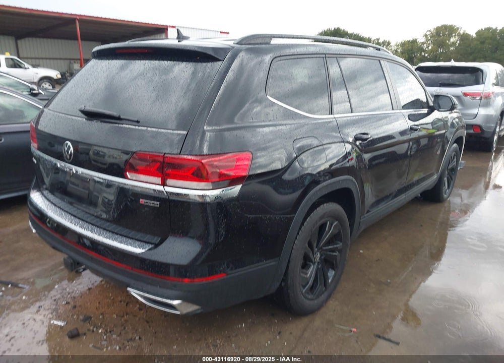 2022 VOLKSWAGEN ATLAS VIN: 1V2KR2CA6NC557627