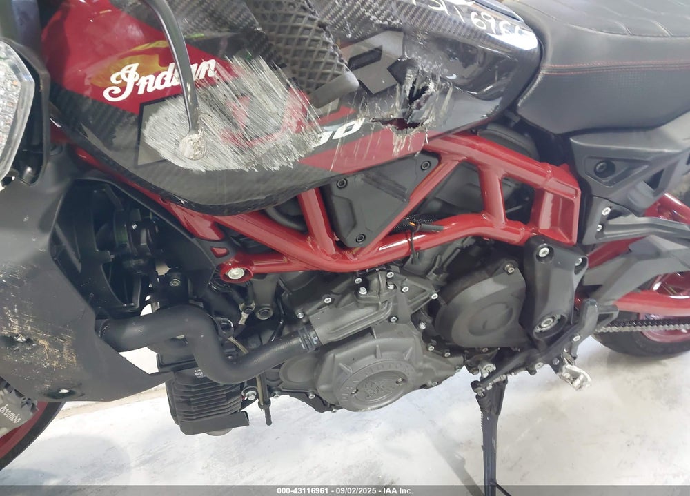 2024 INDIAN MOTORCYCLE CO. FTR R CARBON VIN: 56KRZR220R3019198